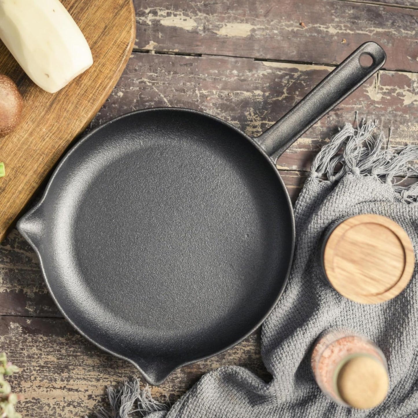 NUTRION Pre-Seasoned Cast Iron Frying Pan | 10 Inch (2.5 Litre) | Heavy Duty Skillet for Frying, Sautéing, Dosa & Indian Cooking | Naturally Non-Stick, Non-Toxic & Induction Compatible